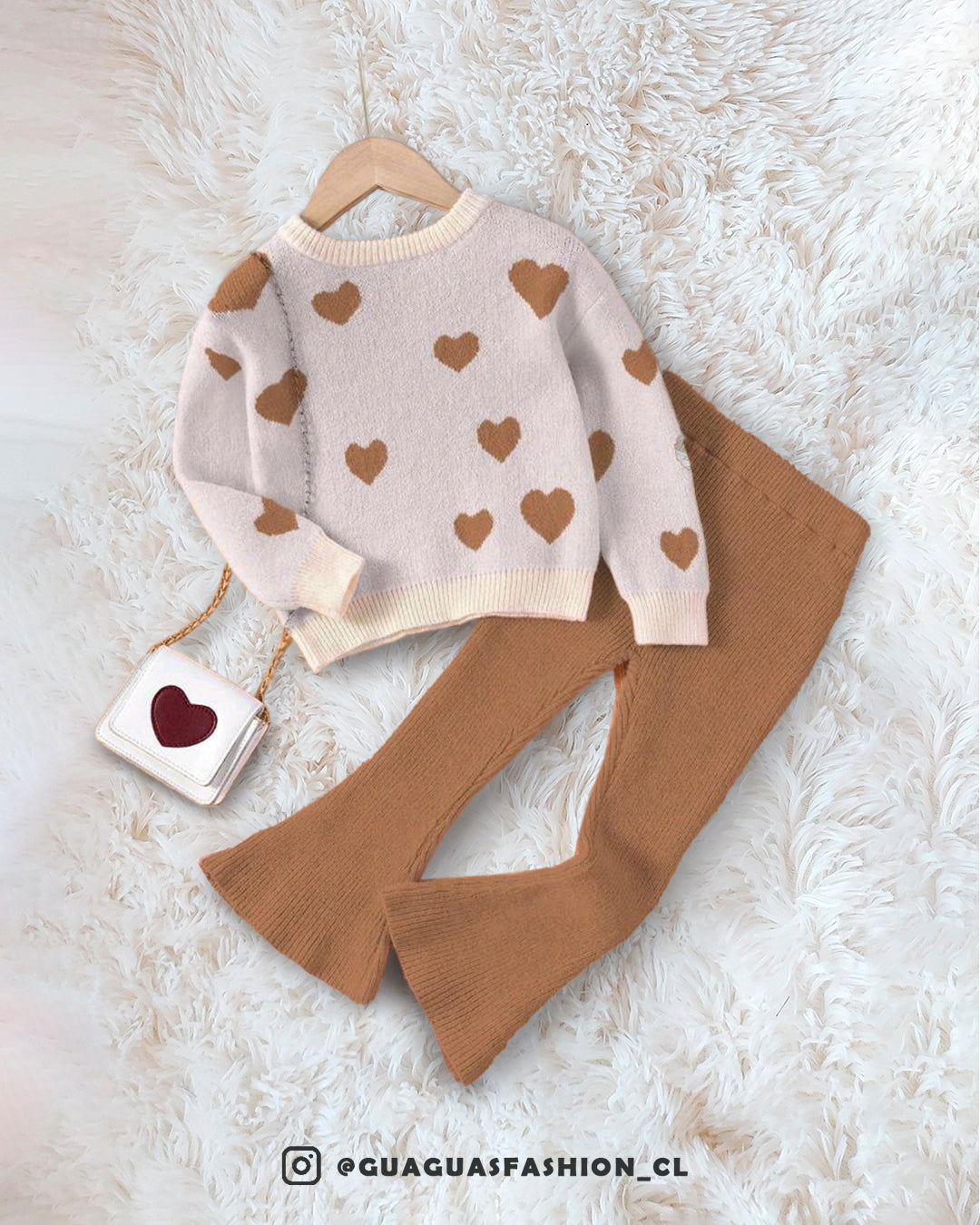 Conjunto lanilla corazones  💗
