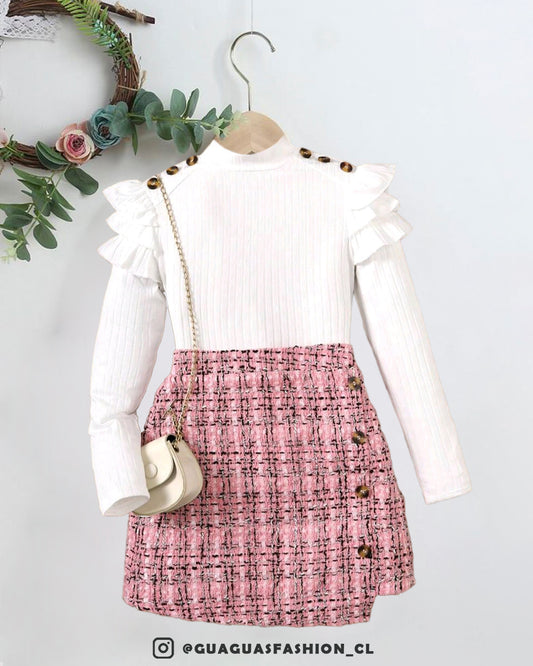 Conjunto ema tejido